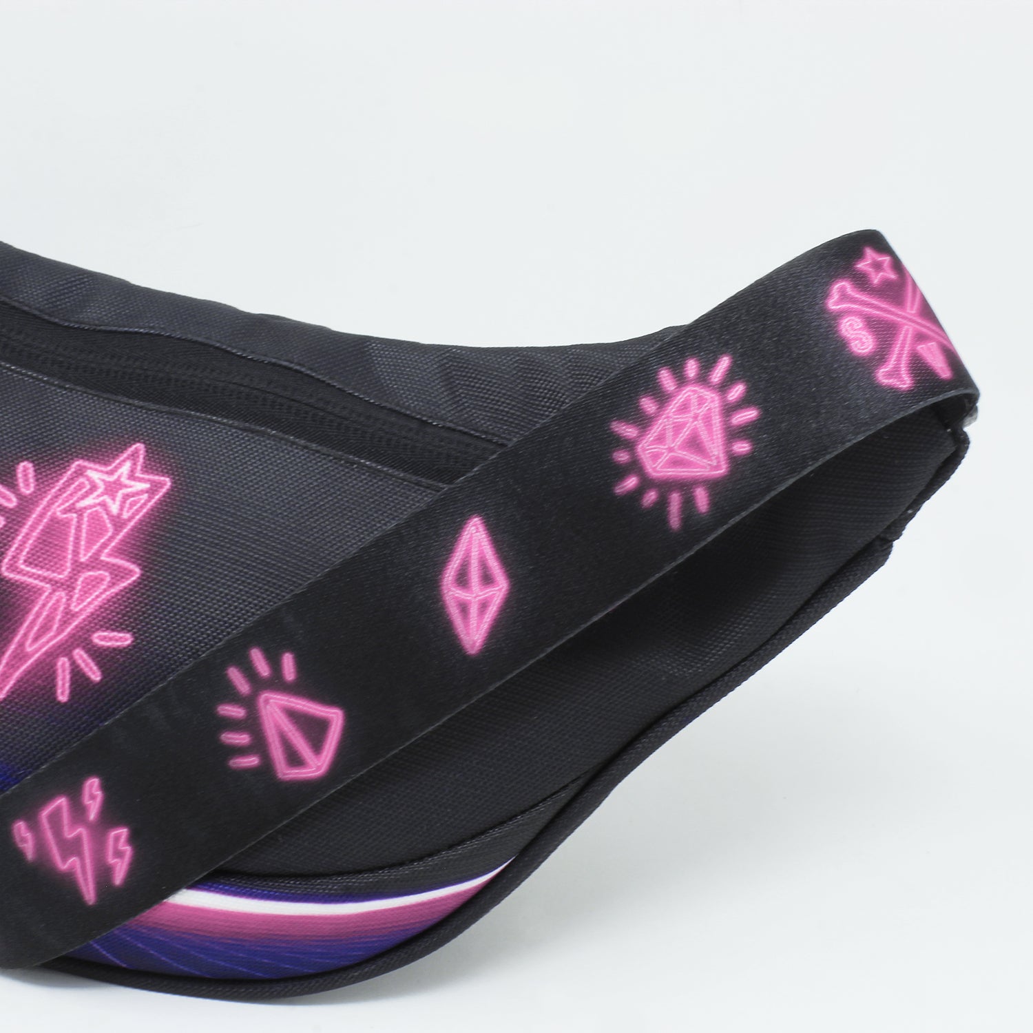 Supervek Crossbody Slinger - Veker - Urban Functional Fanny Hip Bag for Everyday Essentials - Belt Design