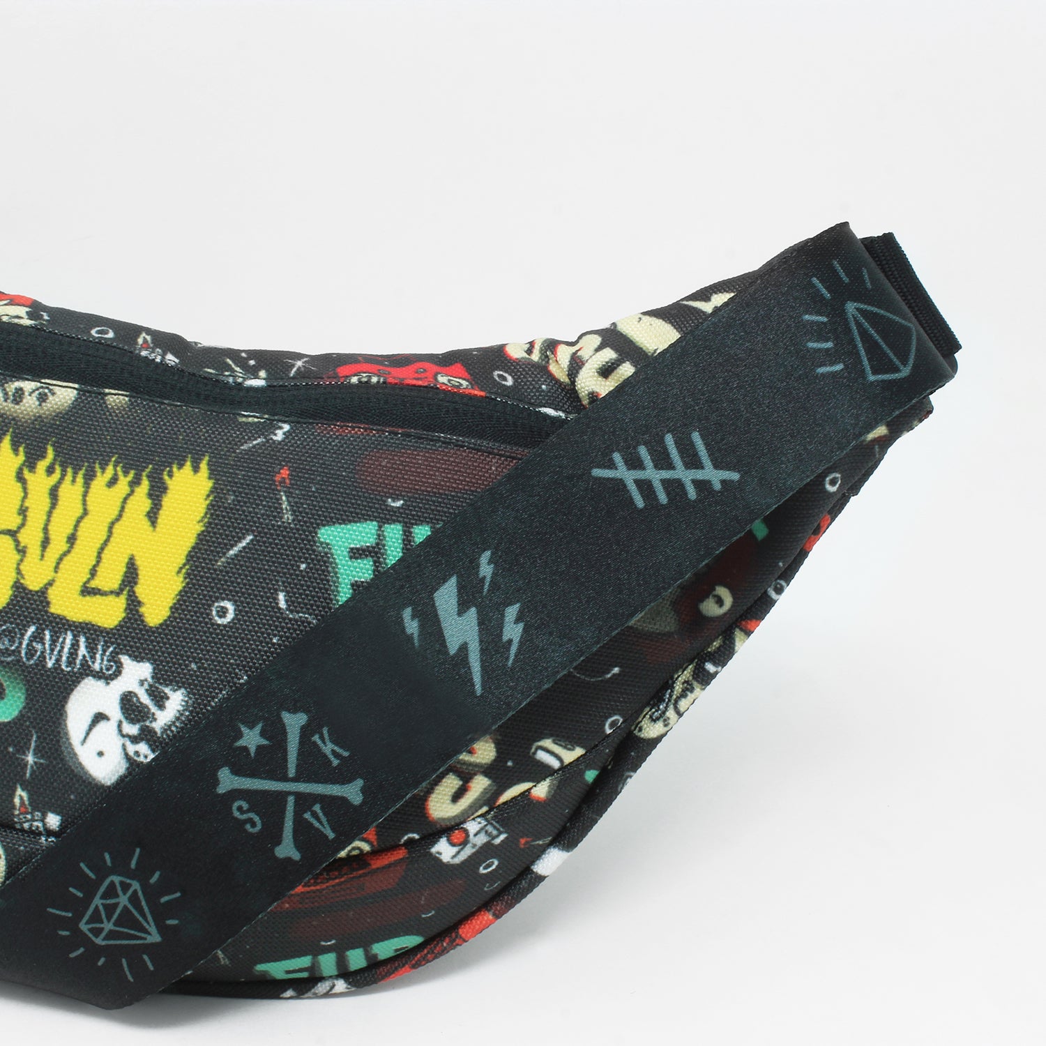Supervek Crossbody Slinger - Skatelife - Urban Functional Fanny Hip Bag for Everyday Essentials - Belt Design