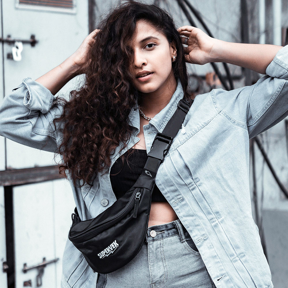 5 Reasons to Grab the Carbon Black Slinger Fanny Pack