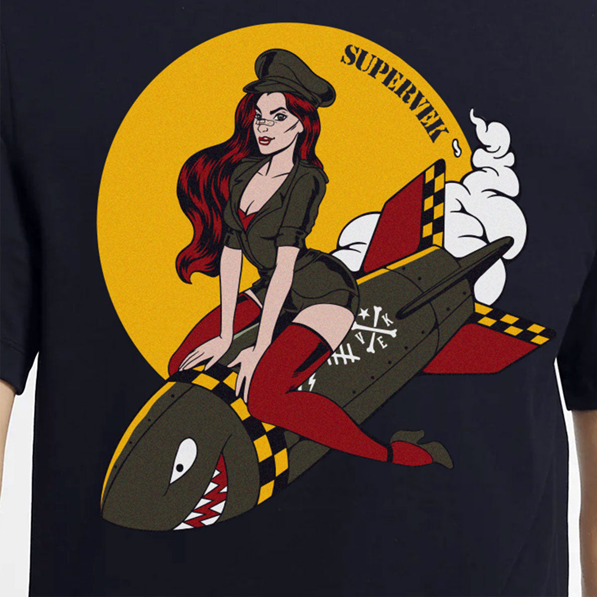 Pin-up bomb Graphic T-Shirt