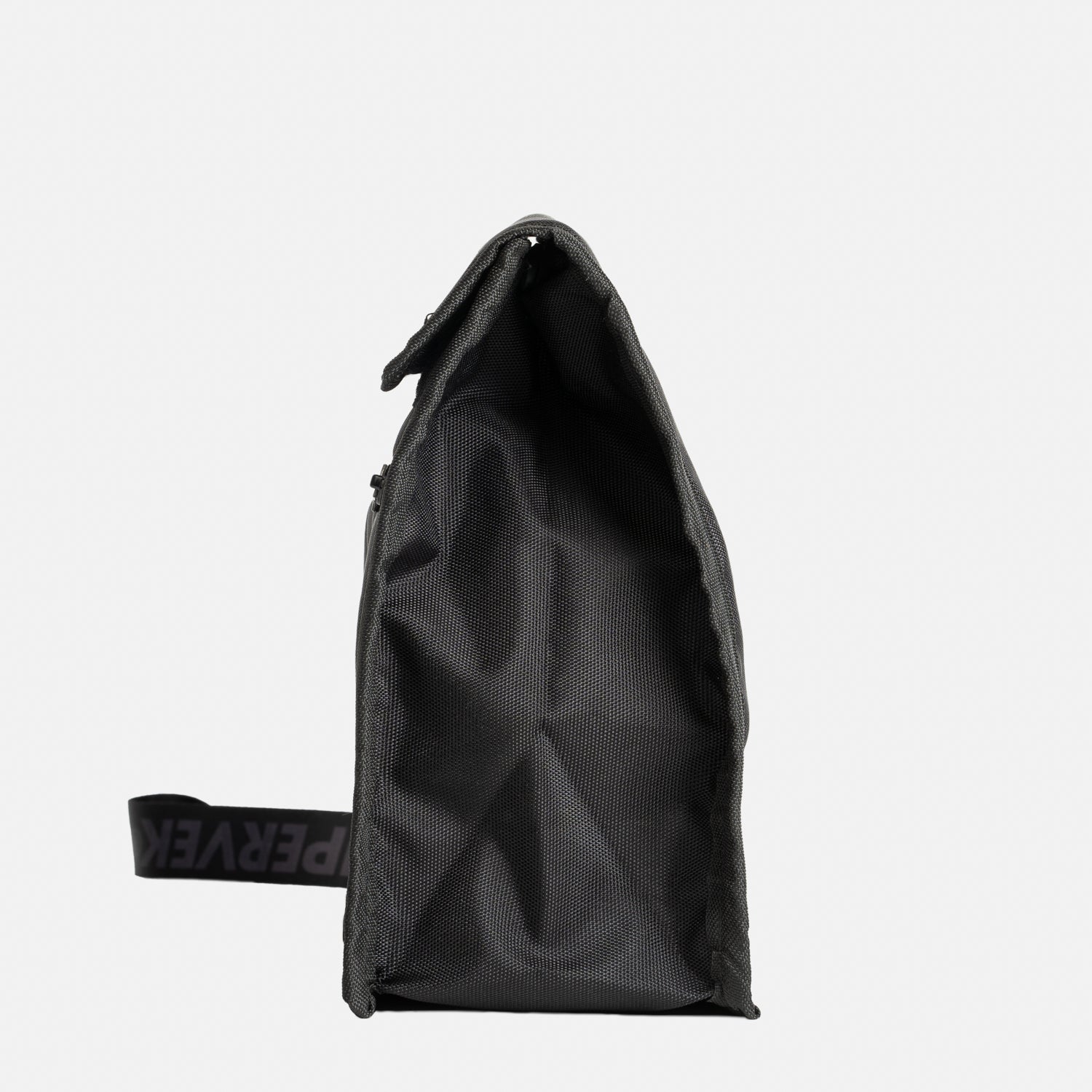 #color_classic black